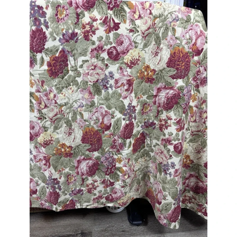 VTG Chaps Home Ralph Lauren Floral Tablecloth 58X98 Oblong Rose CottageCore EUC
